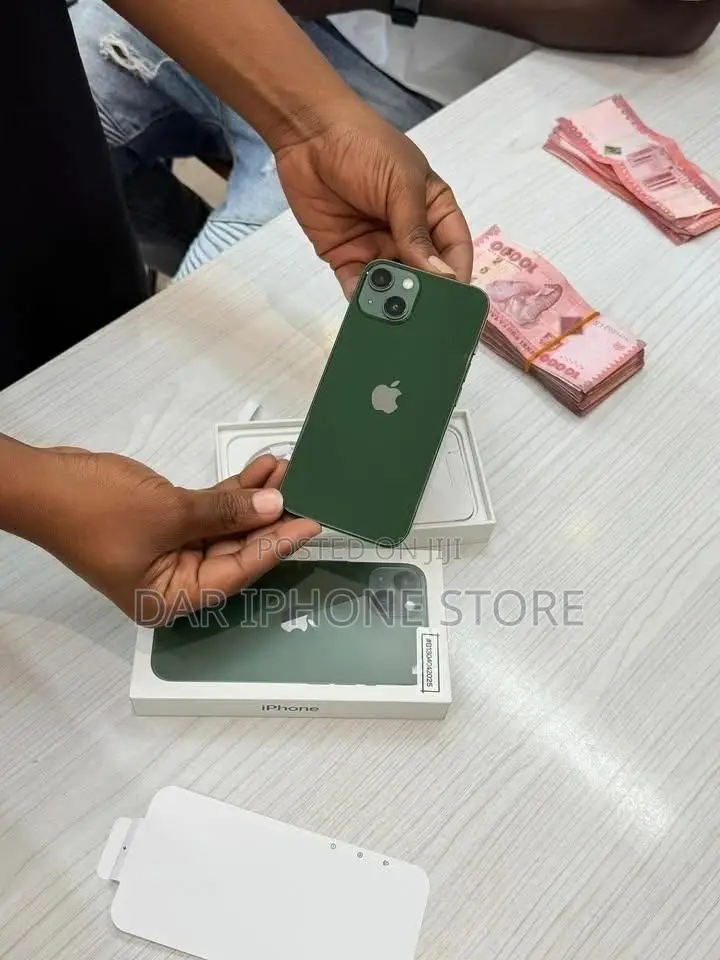 Apple iPhone 13 128 GB White