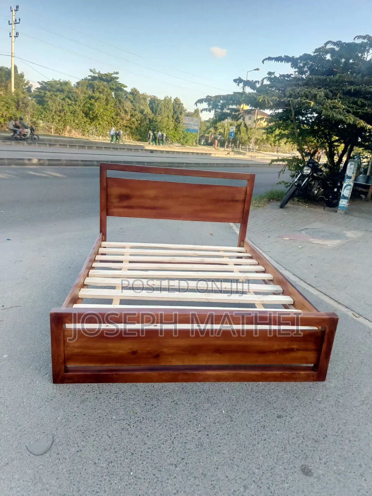 Hard Wood Bed Cm150*cm180
