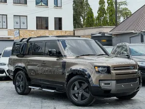 Land Rover Defender 130 P400 X 2025 Brown