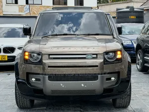 Land Rover Defender 130 P400 X 2025 Brown