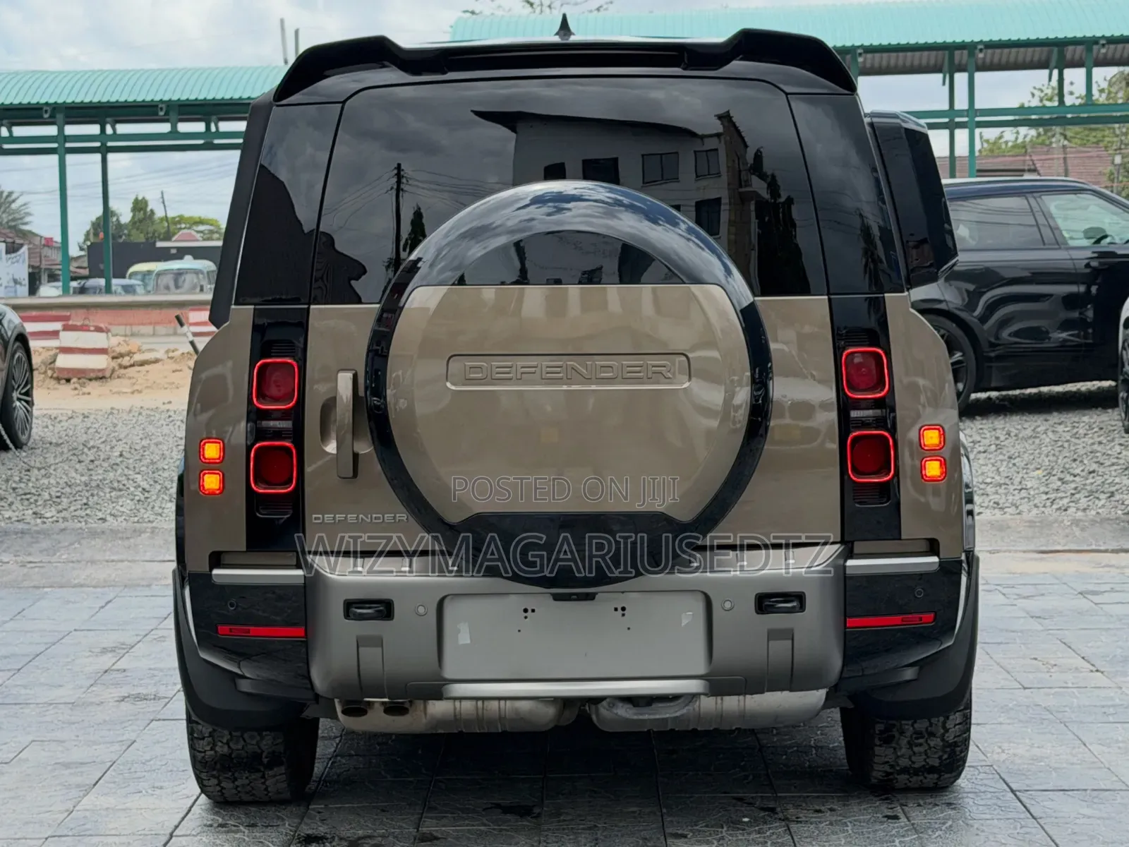 Land Rover Defender 130 P400 X 2025 Brown