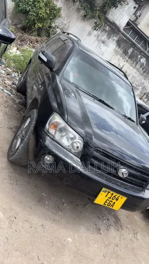 Toyota Kluger 2004 Black