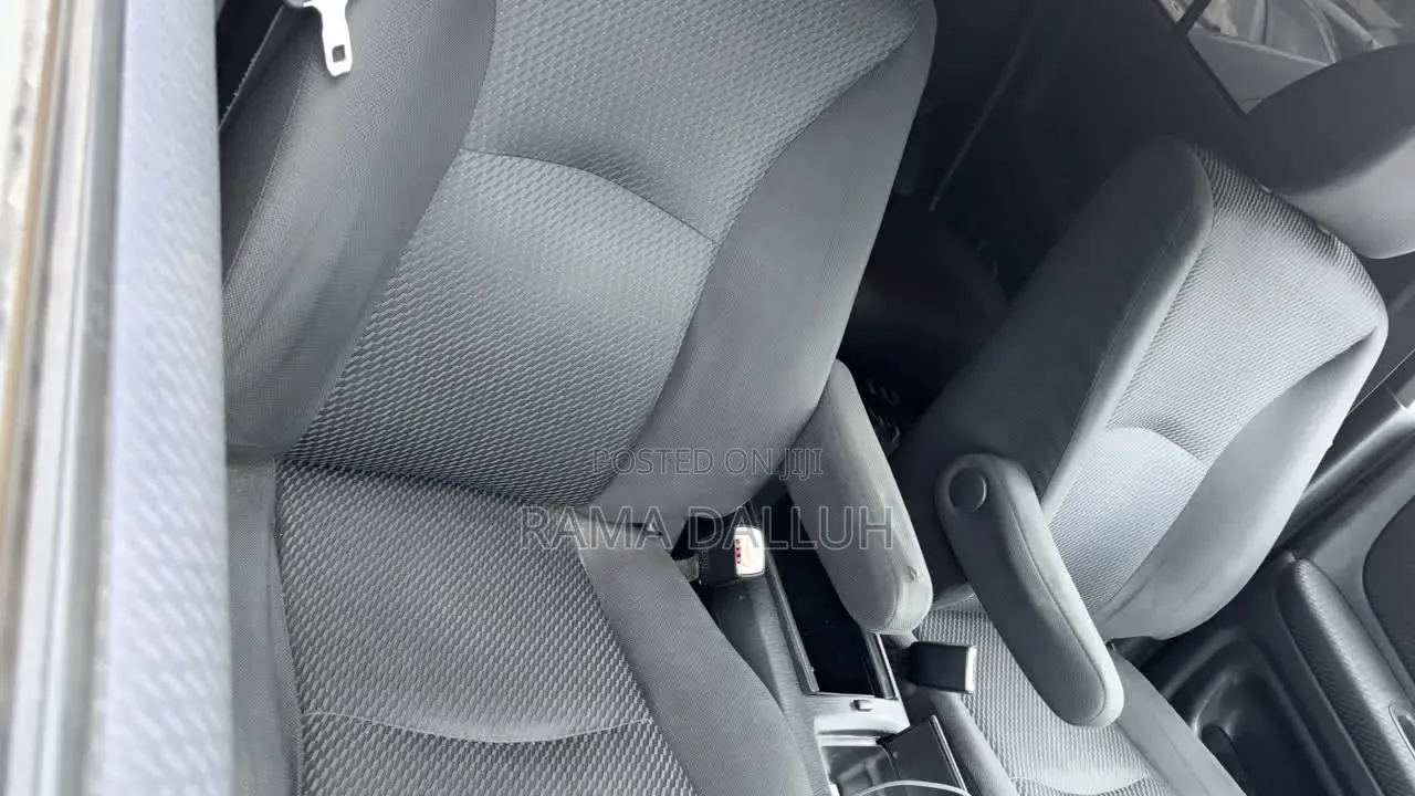 Toyota Kluger 2004 Black