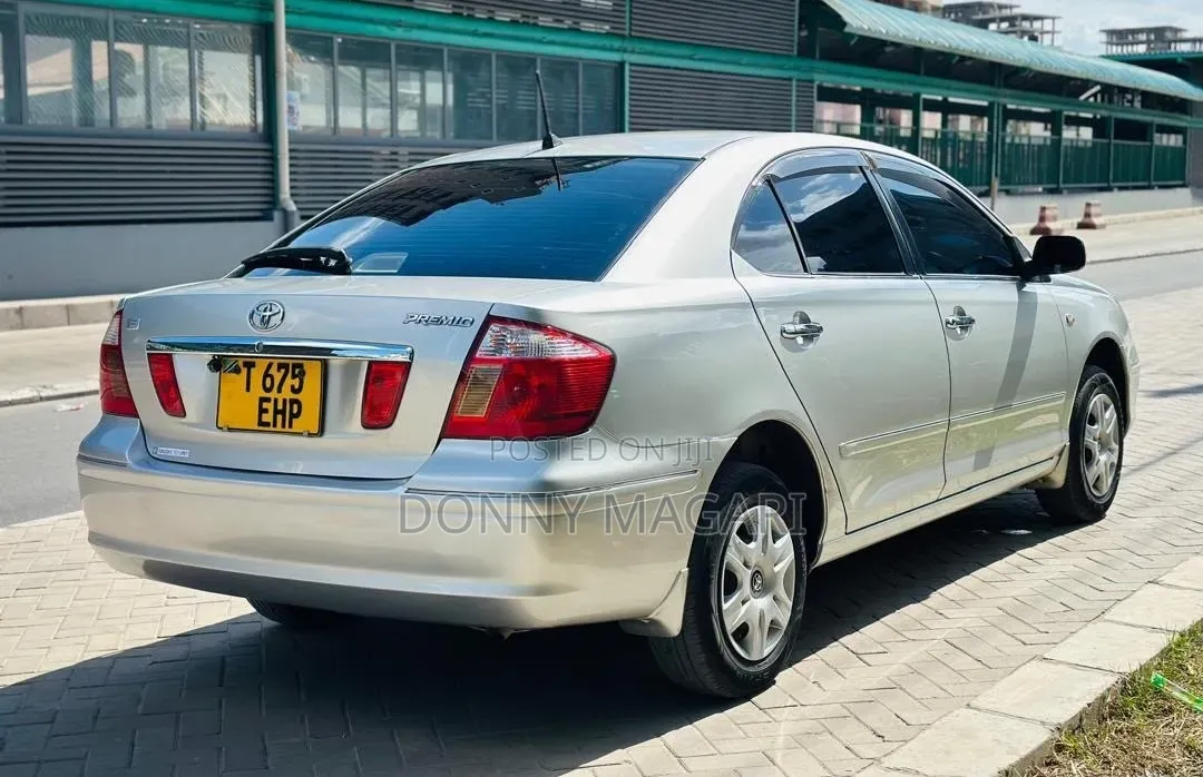 Toyota Premio 2004 Silver