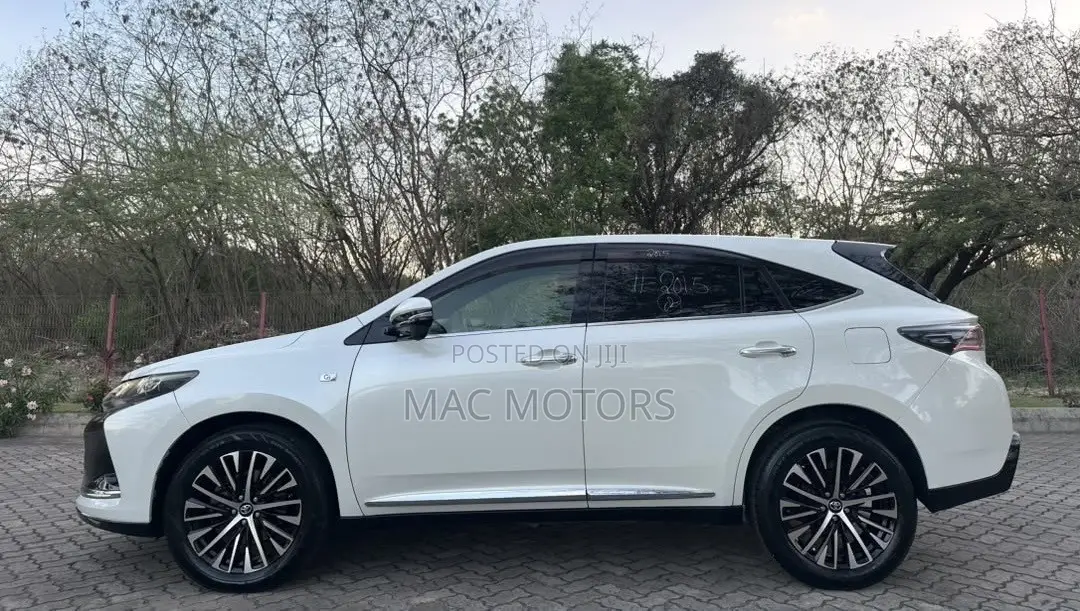 Toyota Harrier 2015 Off white