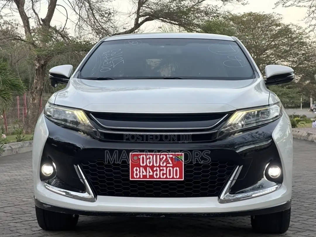 Toyota Harrier 2015 Off white