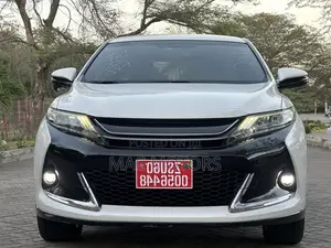 Toyota Harrier 2015 Off white