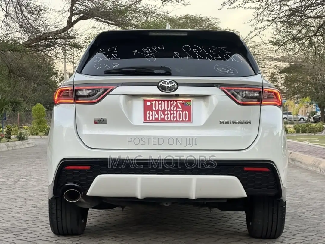 Toyota Harrier 2015 Off white
