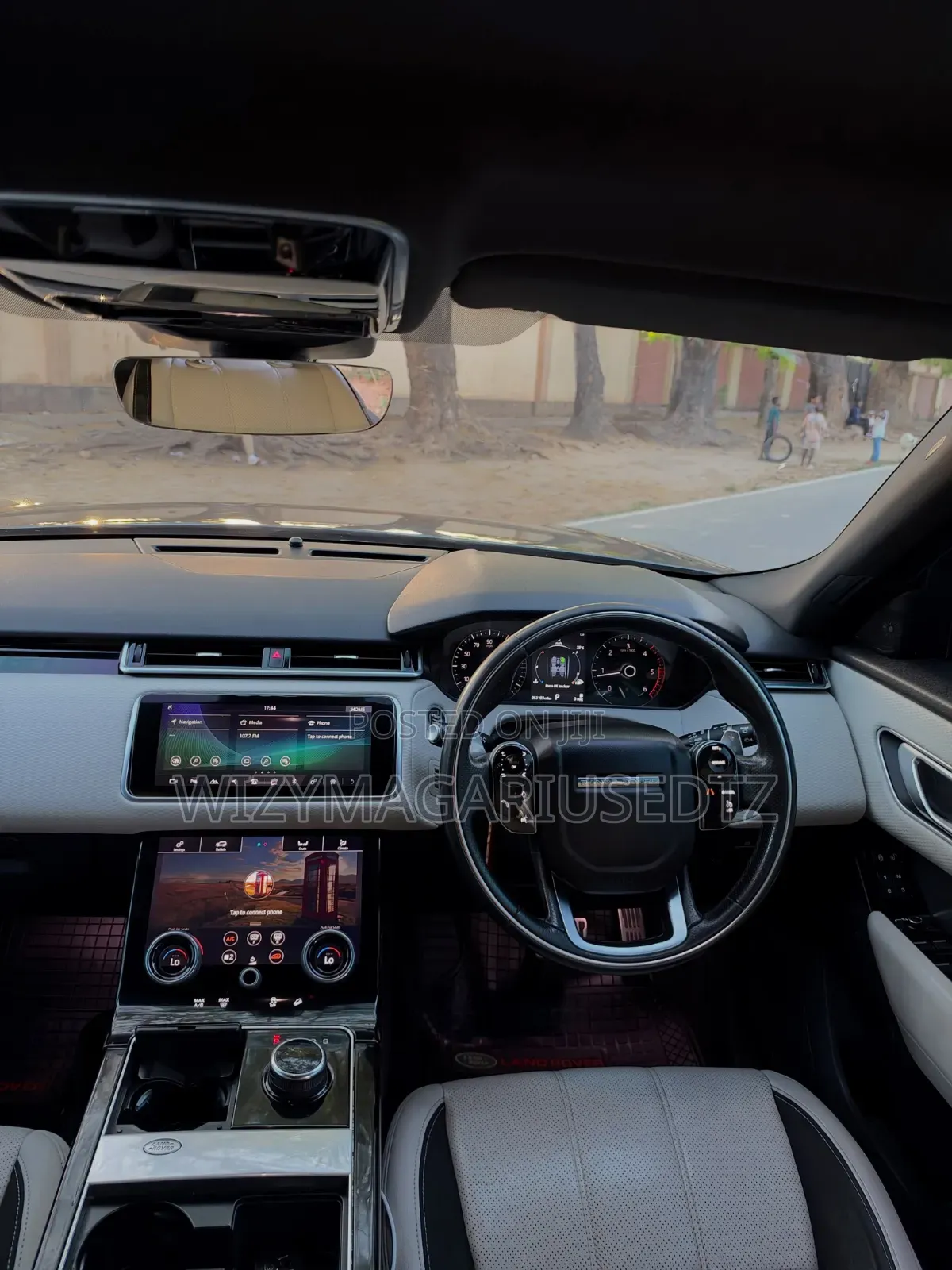 Land Rover Range Rover Velar 2019 Gray