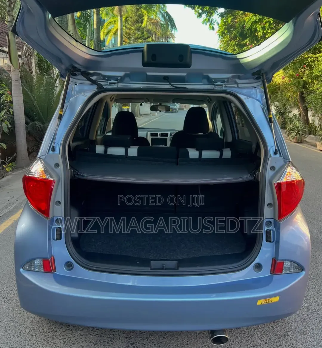 Toyota Ractis 1.5 FWD 2011 Teal
