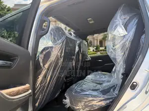 Toyota Land Cruiser 2025 Silver