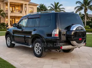Mitsubishi Pajero 2010 Black