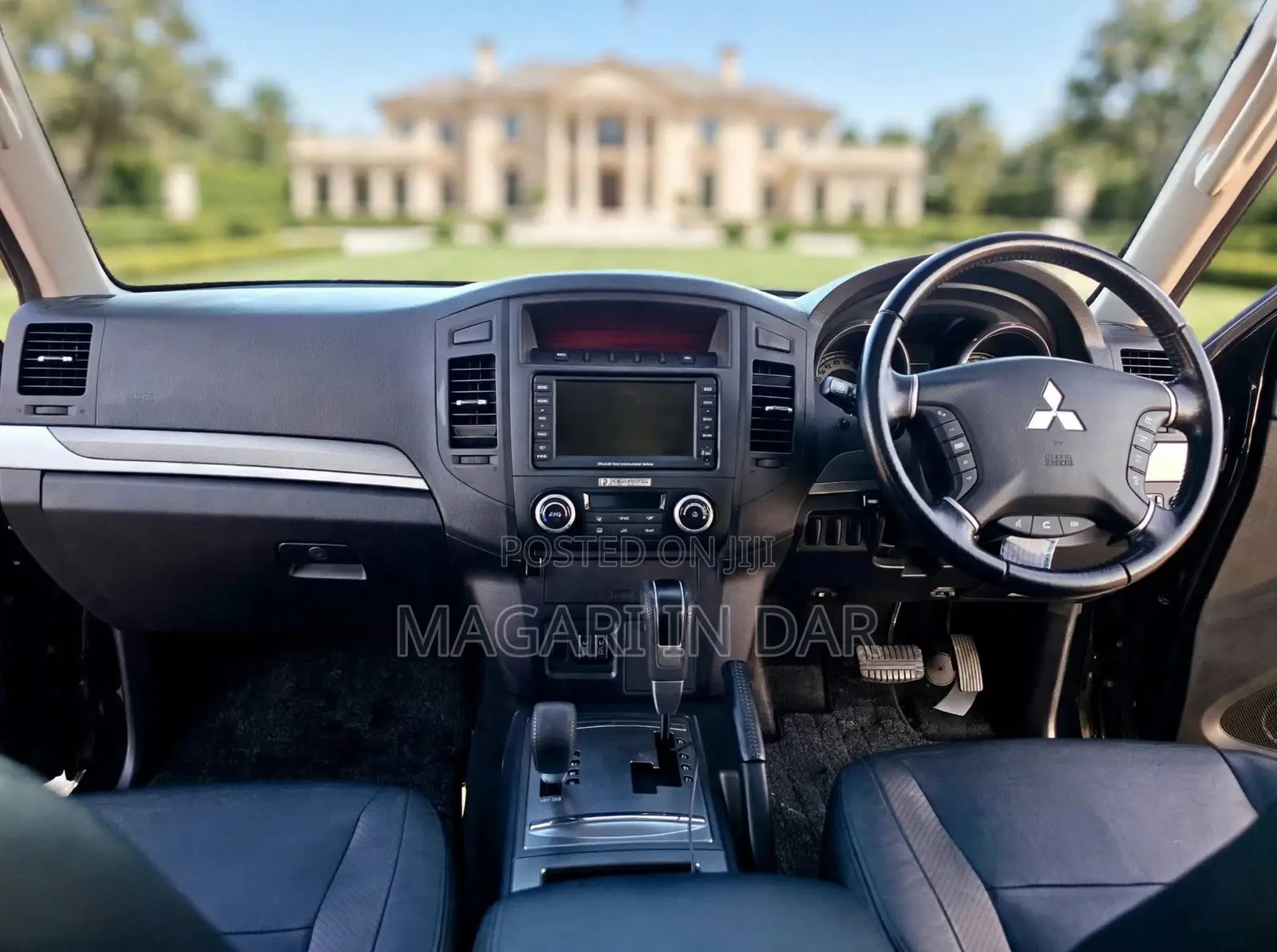 Mitsubishi Pajero 2010 Black