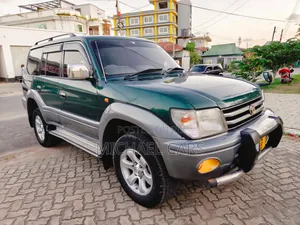 Toyota Land Cruiser Prado 1998 Green