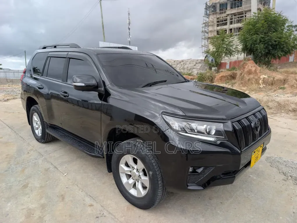 Toyota Land Cruiser Prado 2005 Black