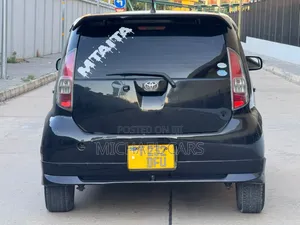 Toyota Passo 2005 Black