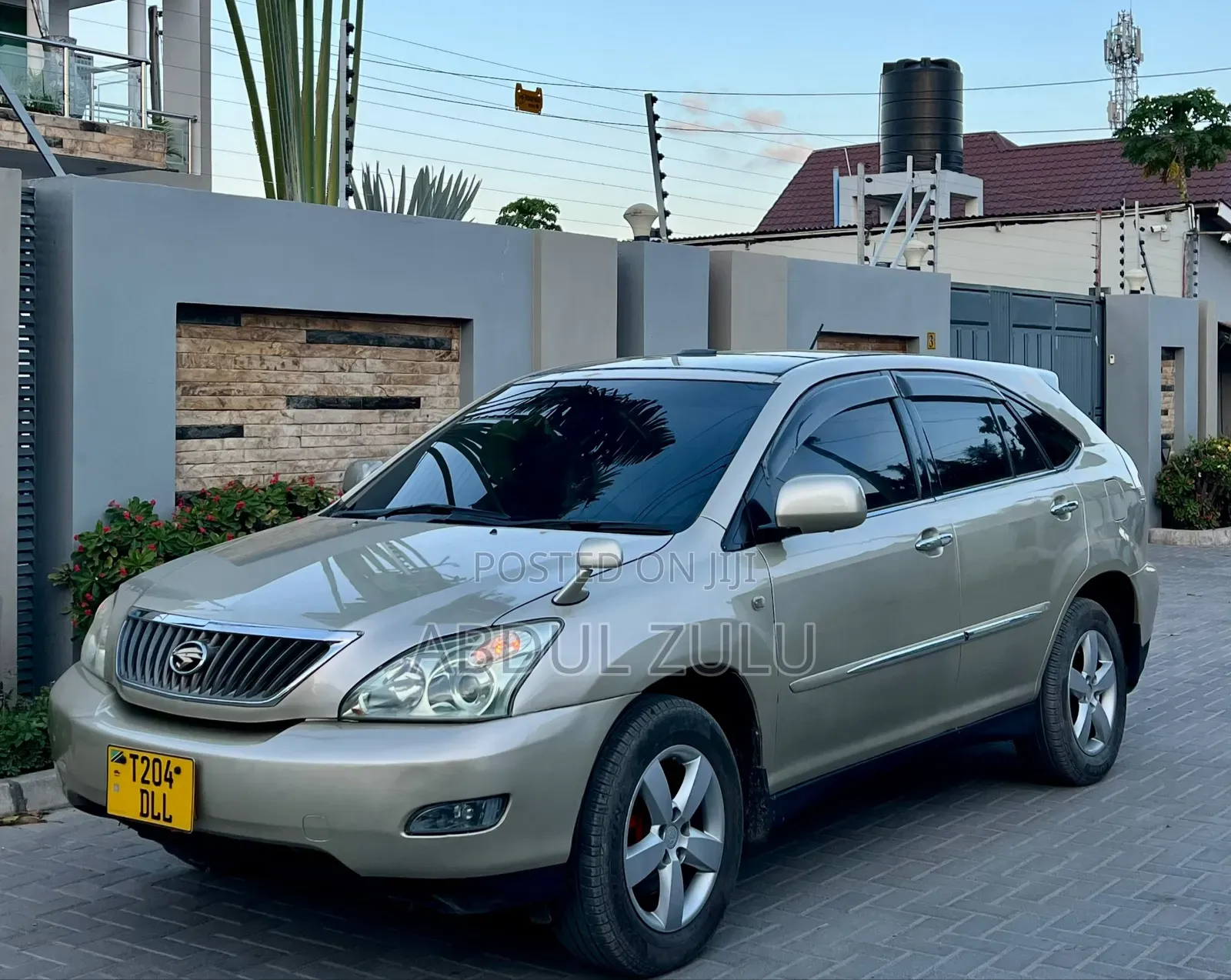Toyota Harrier 2006 Gold