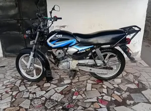 New Bajaj Boxer 150 UG 2023 Black