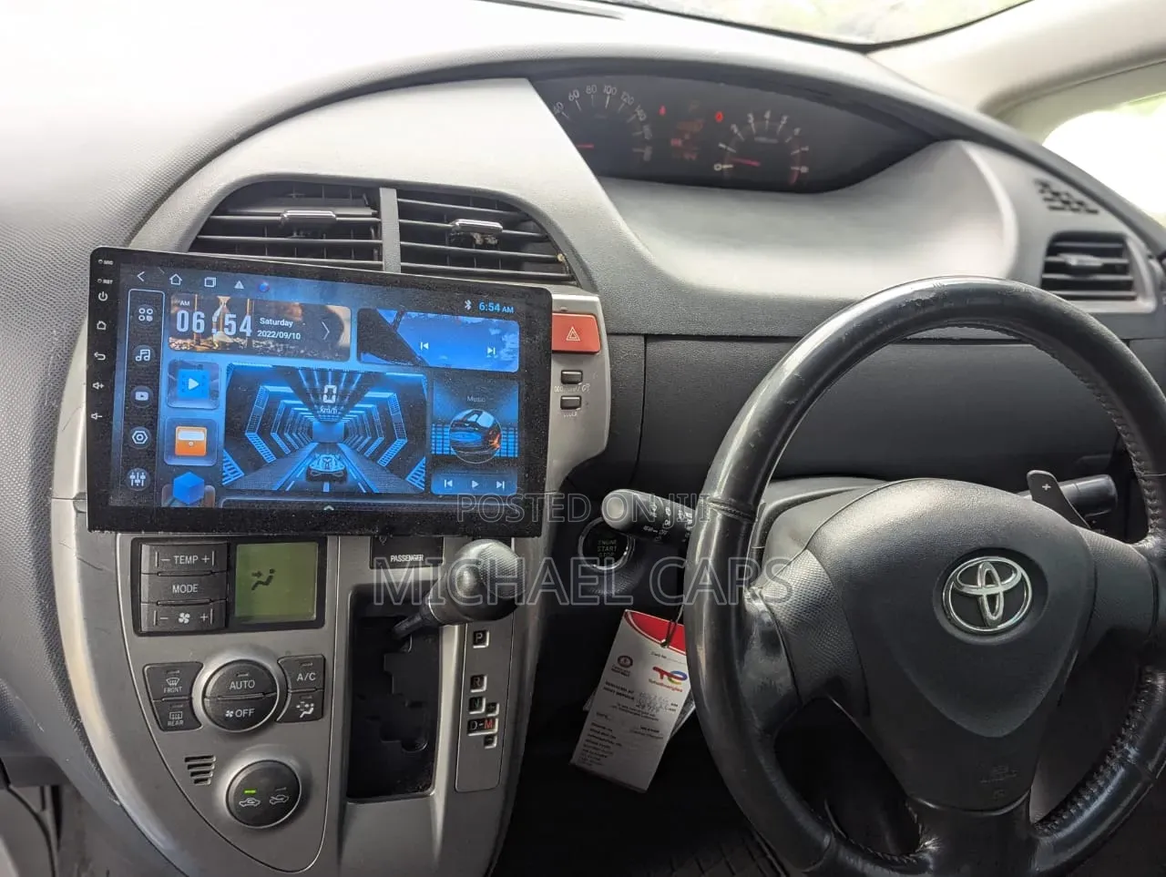 Toyota Ractis 2005 Gray