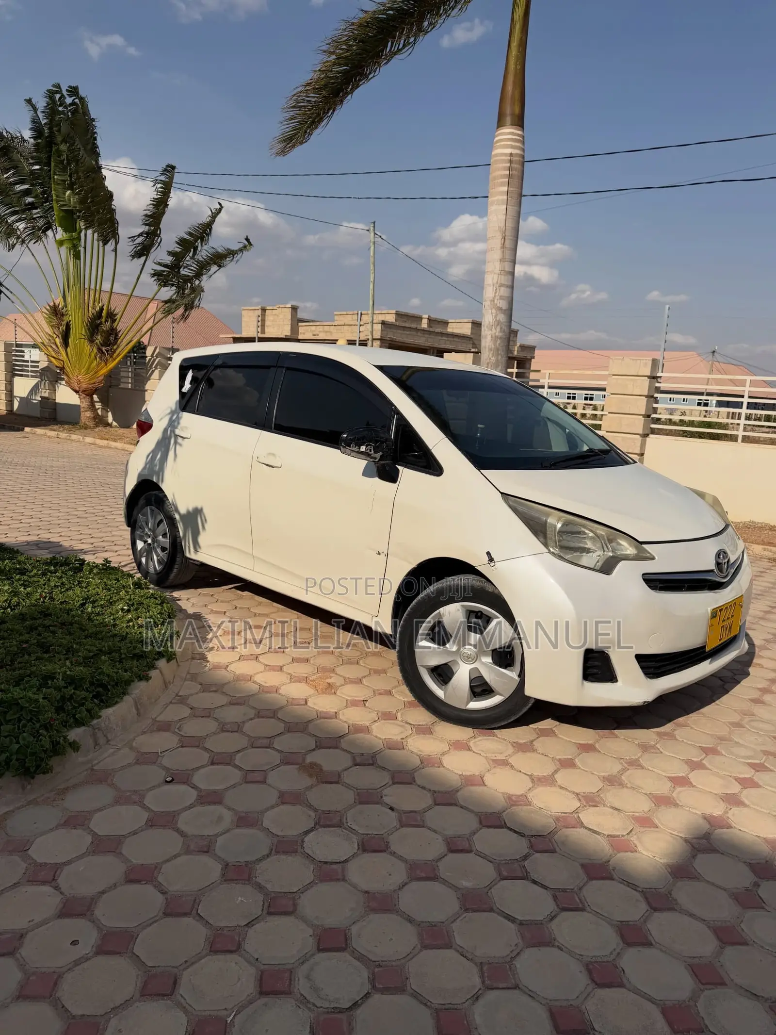 Toyota Ractis 2016 White