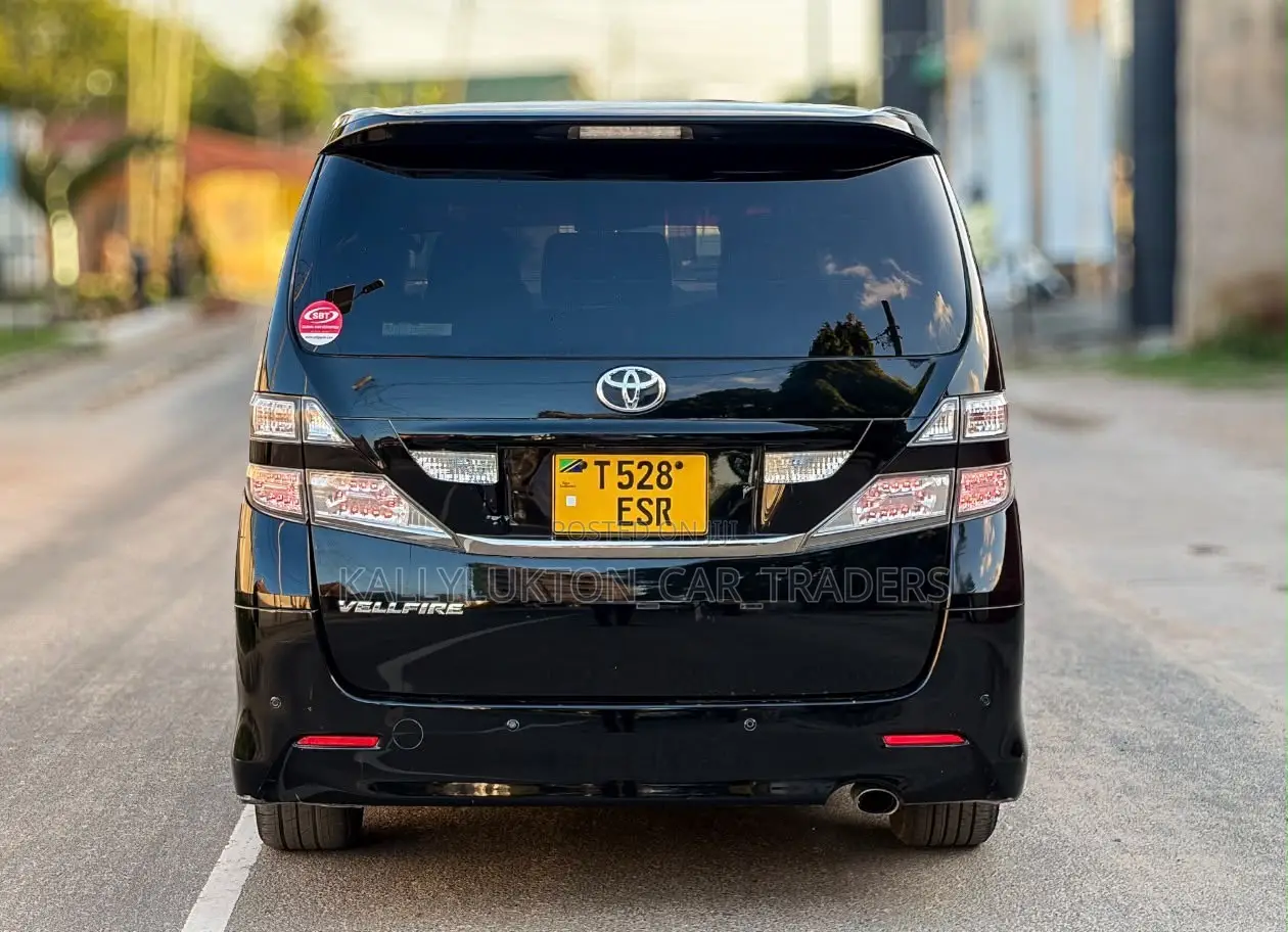 Toyota Vellfire 2011 Black