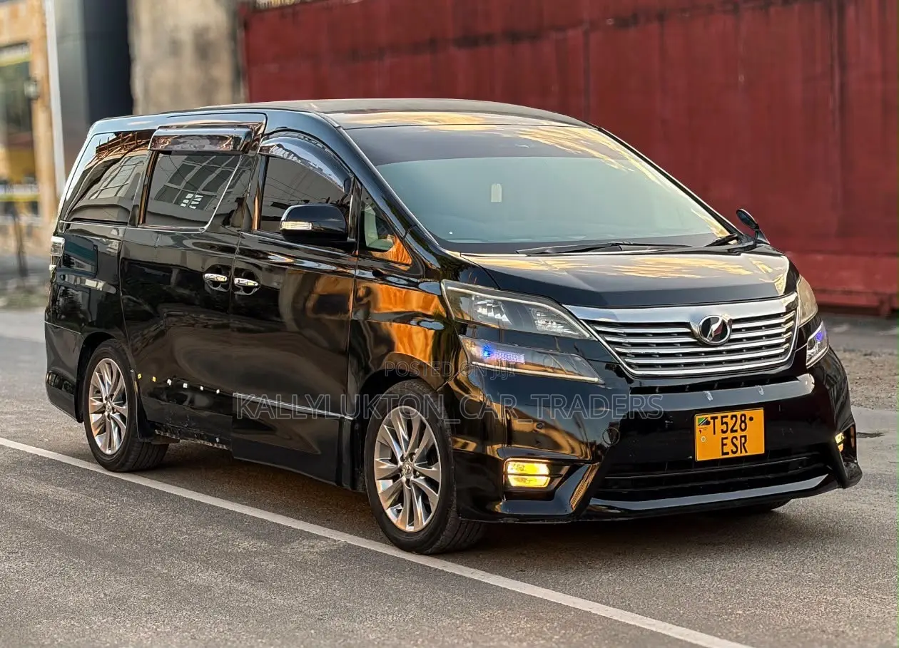 Toyota Vellfire 2011 Black