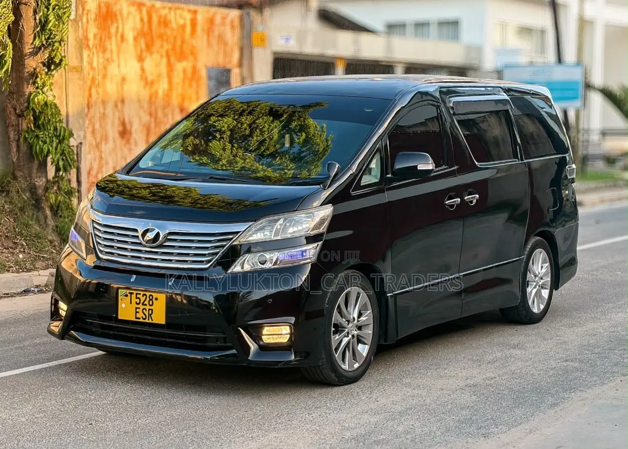 Toyota Vellfire 2011 Black