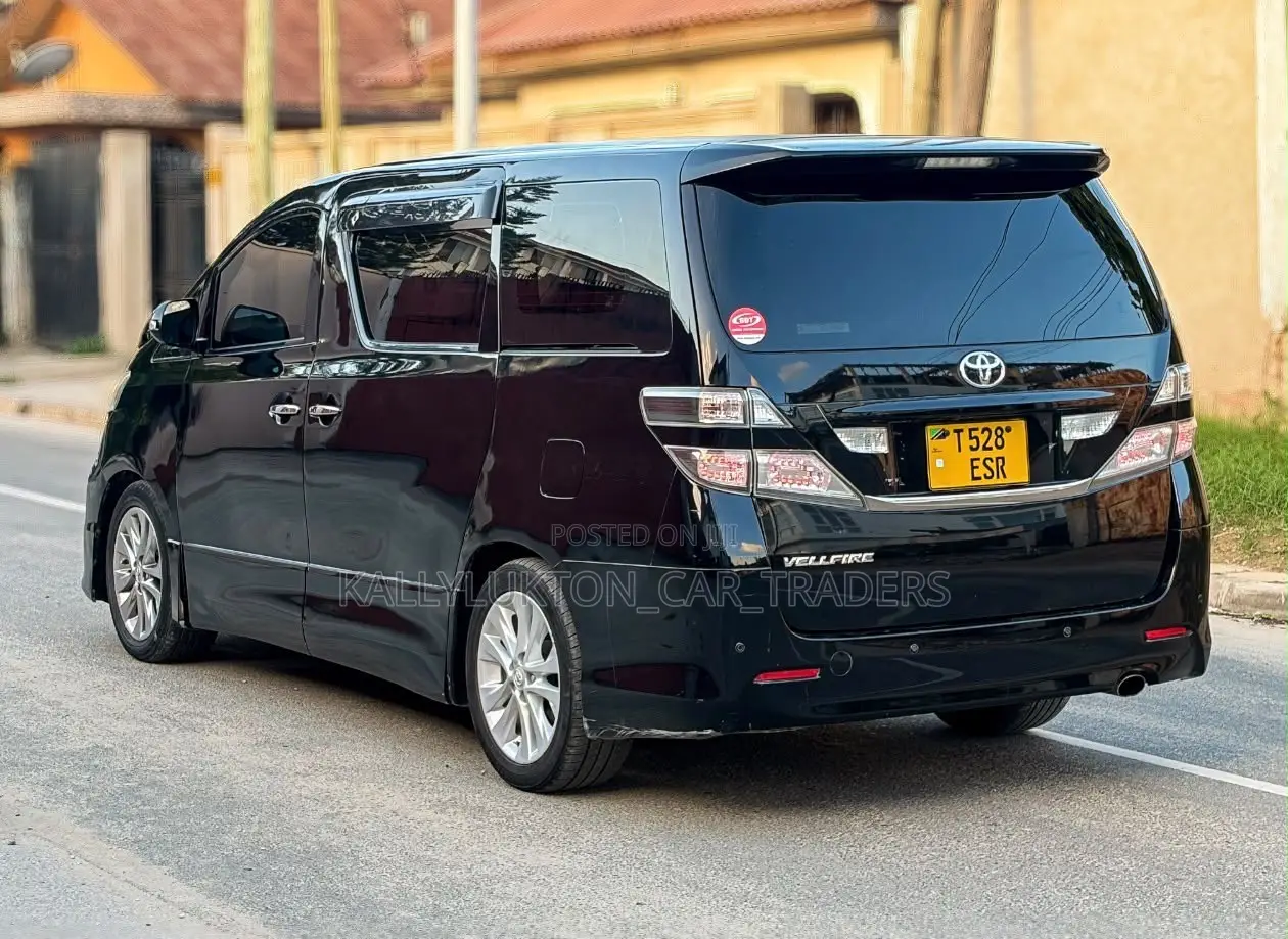 Toyota Vellfire 2011 Black