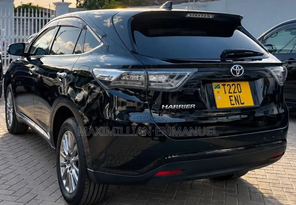 Toyota Harrier 2018 Black