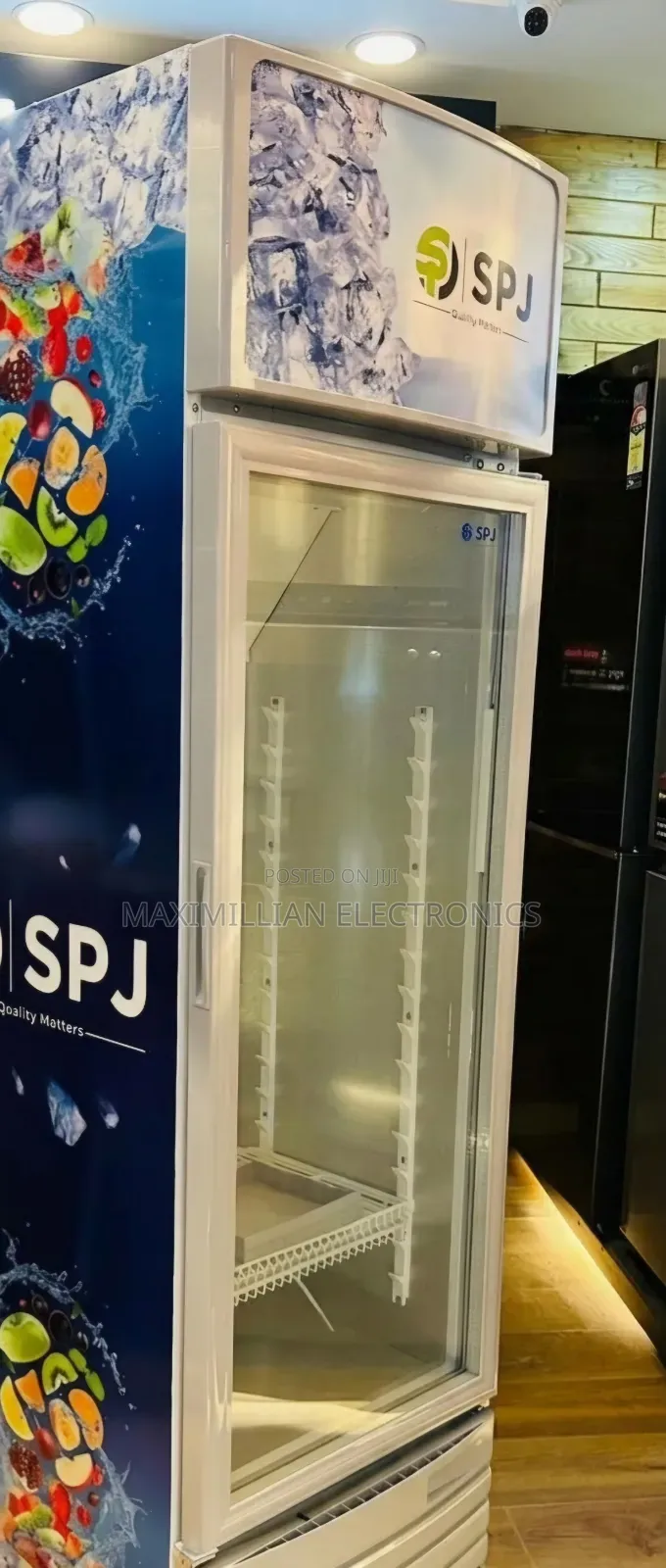 SPJ 229l Showcase Fridge (Model: SPJ 300c / Sccstw-300c021)