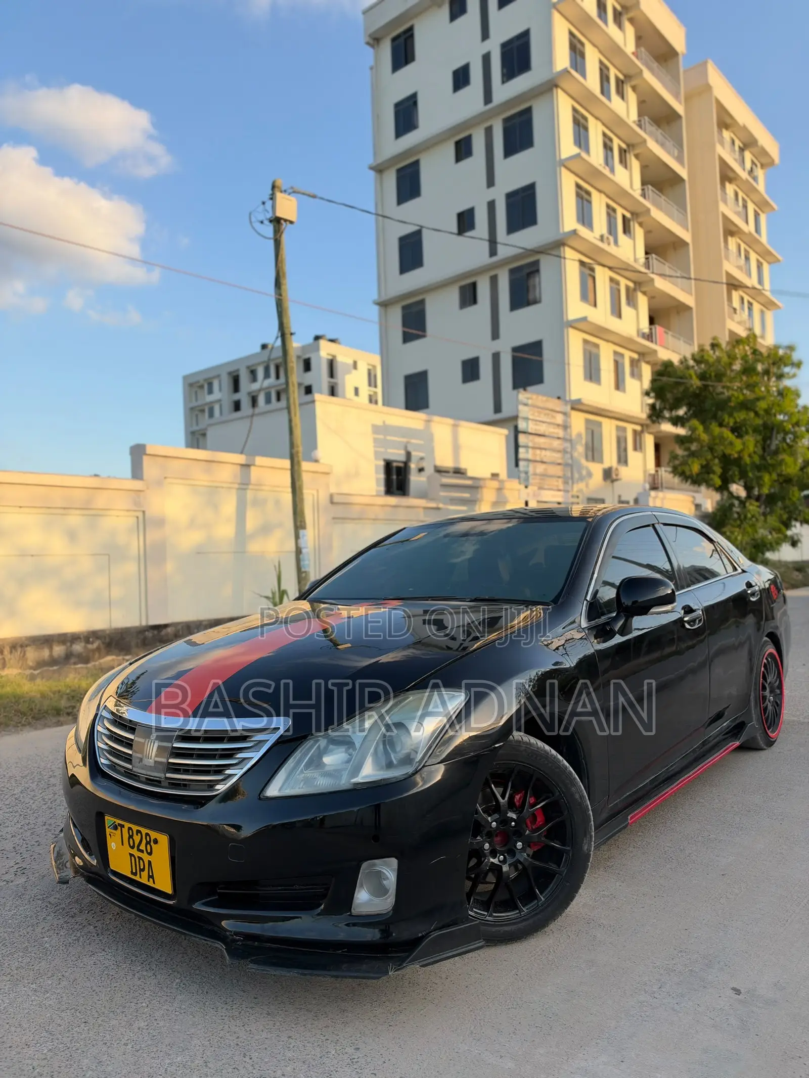 Toyota Crown 2010 Black