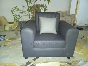 Funiture Zote Za Ndani Zinapatikana