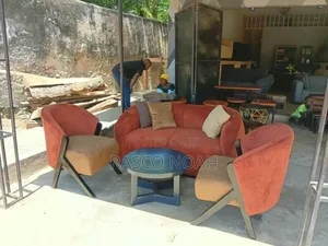Funiture Zote Za Ndani Zinapatikana