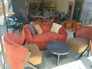 Funiture Zote Za Ndani Zinapatikana
