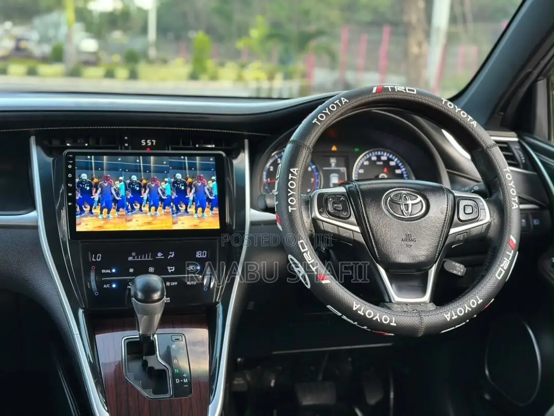 Toyota Harrier 2.0 2015 White