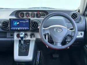 Toyota Corolla Rumion 2011 White