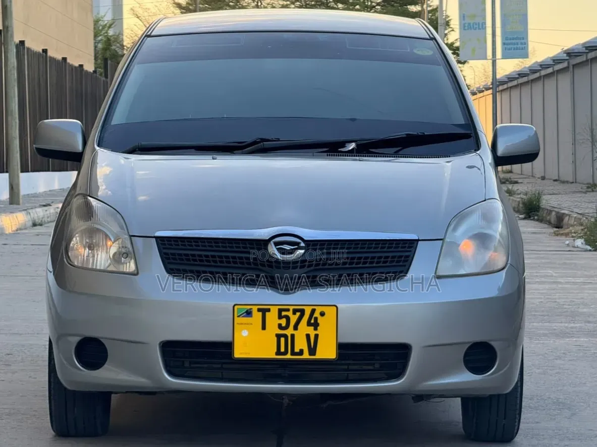 Toyota Corolla Spacio 2005 Silver