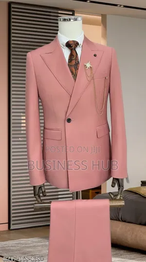 Rangi Ya Pink Yenye Nguvu Fashion Men's Suit
