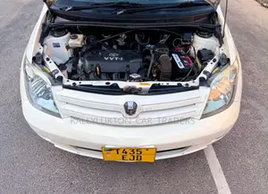 Toyota IST 2007 White