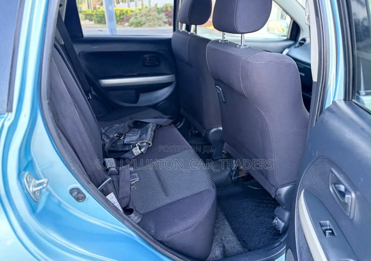 Toyota IST 2005 Blue
