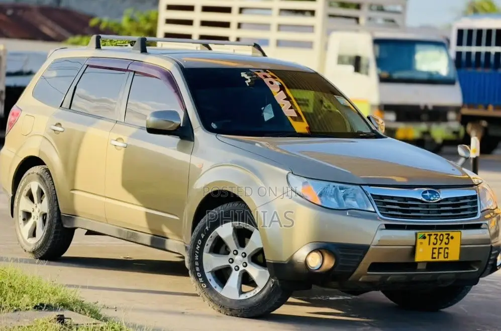 Subaru Forester 2009 Gold