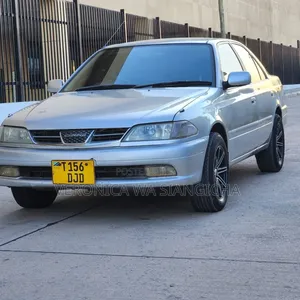 Toyota Carina 1999 Silver