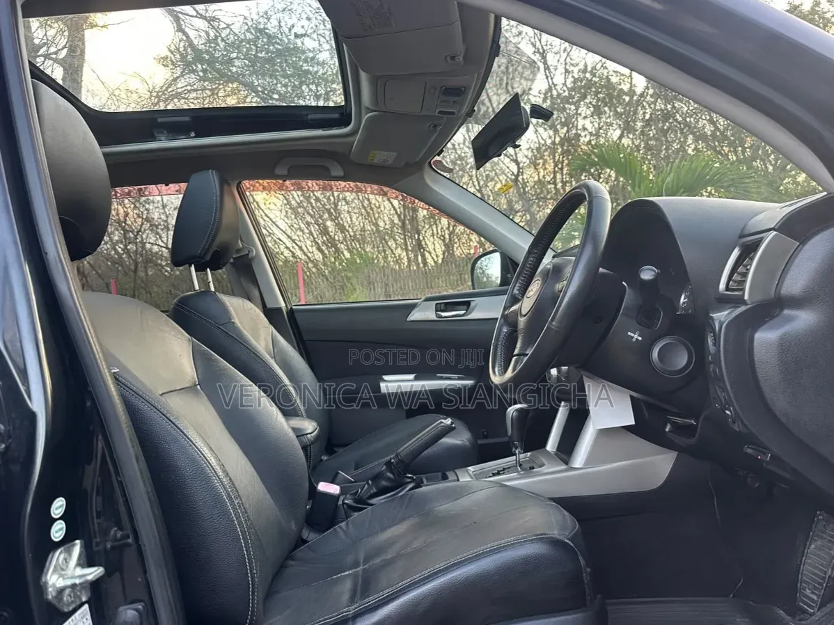 Subaru Forester 2010 Black
