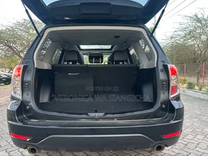 Subaru Forester 2010 Black
