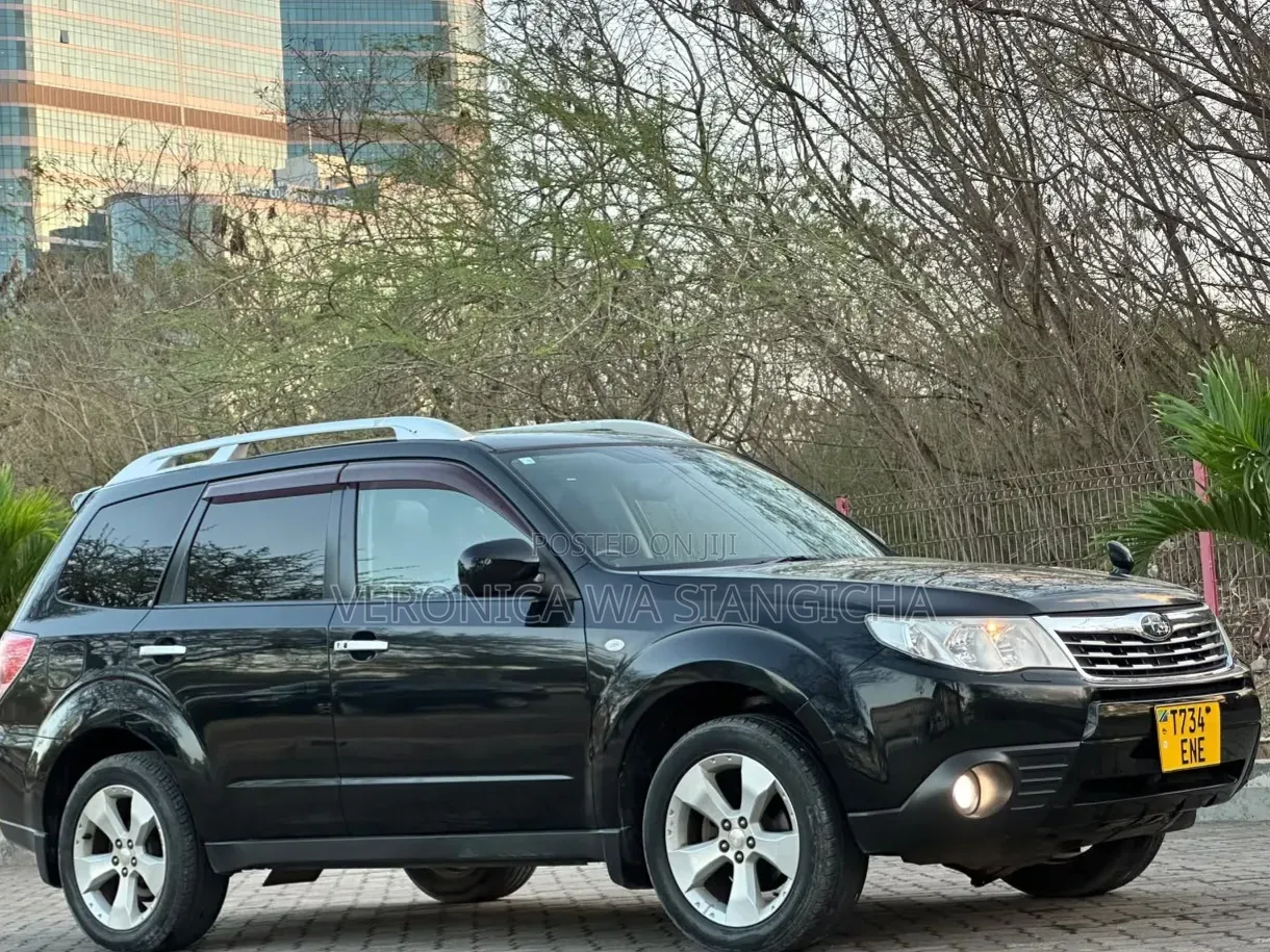 Subaru Forester 2010 Black