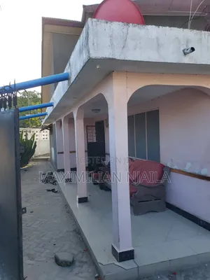 Furnished 5bdrm House in Mabibo Garage for sale