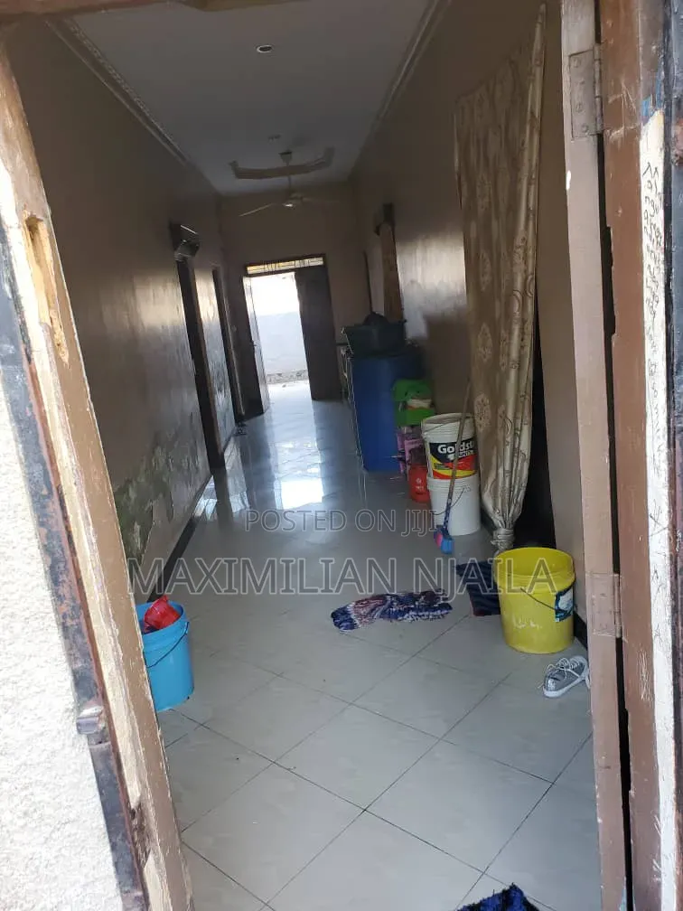 Furnished 5bdrm House in Mabibo Garage for sale