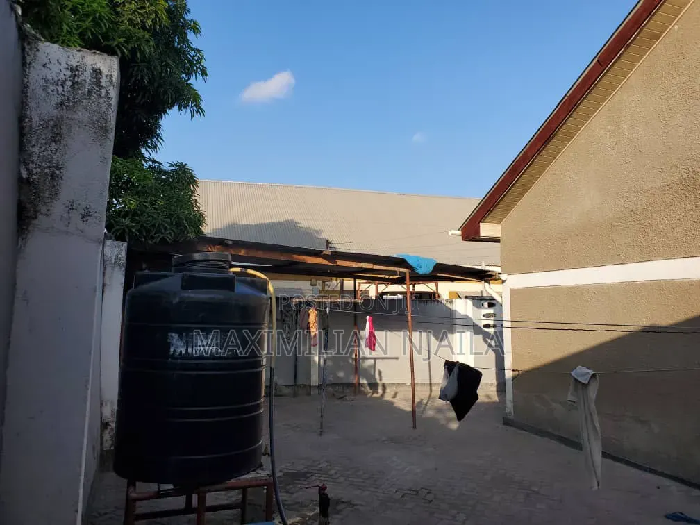 Furnished 5bdrm House in Mabibo Garage for sale