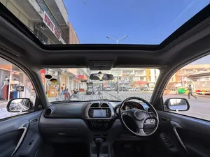 Toyota RAV4 Automatic 2003 Silver
