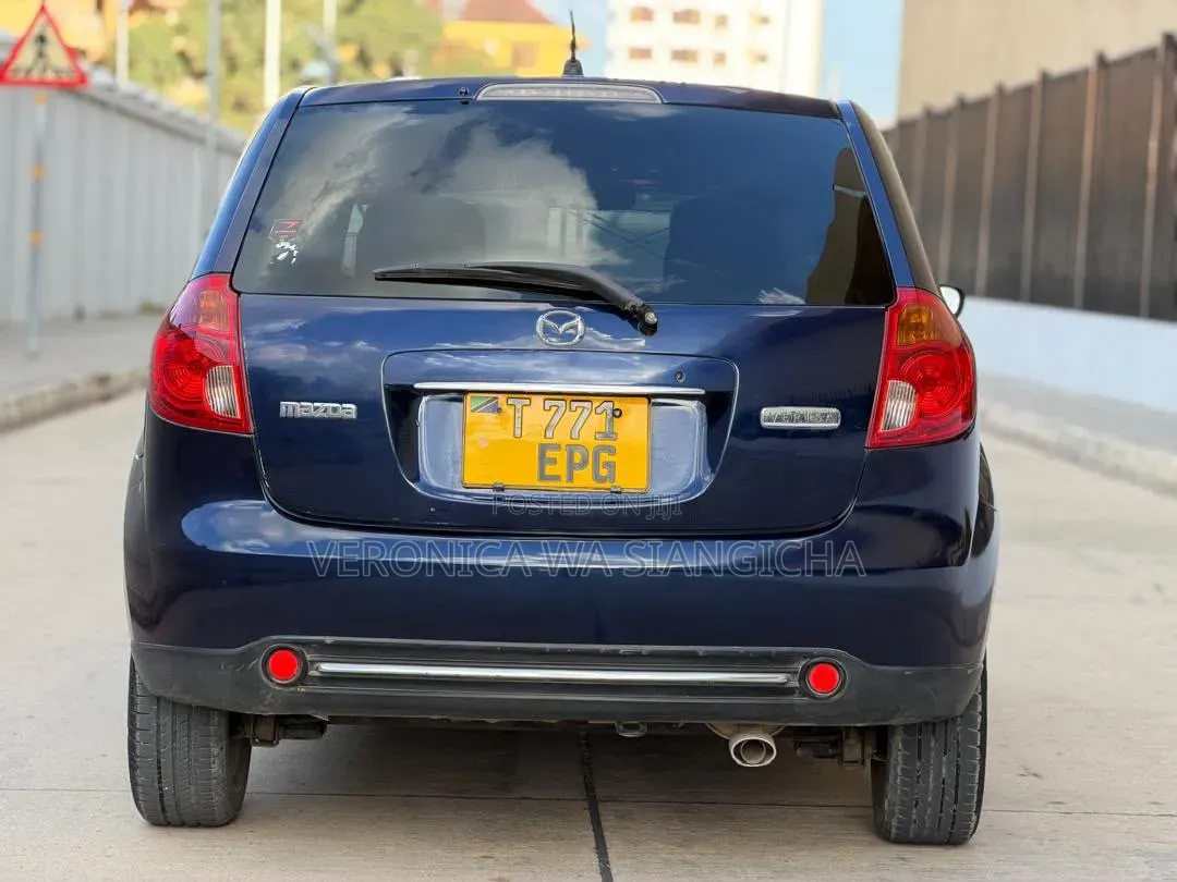 Mazda Verisa 2006 Blue